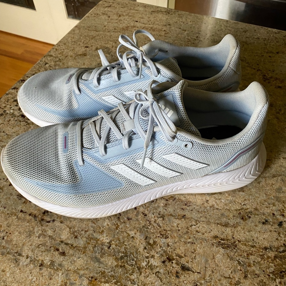 Women’s Adidas size 11